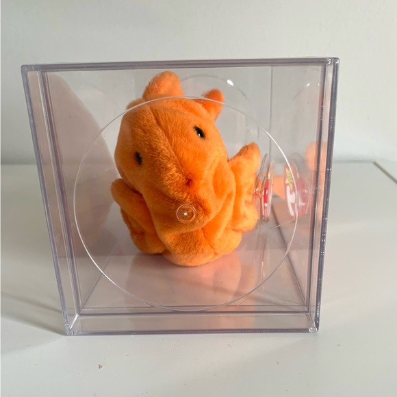 Ty Beanie Babies “Goldie” the fish - Picture 2 of 5
